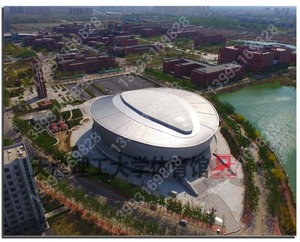 天津理工大学体育馆采光屋面